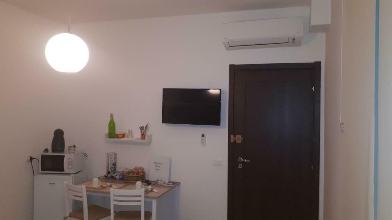 Le Di Sabrina Con Bagno In Gasthuis Sarzana